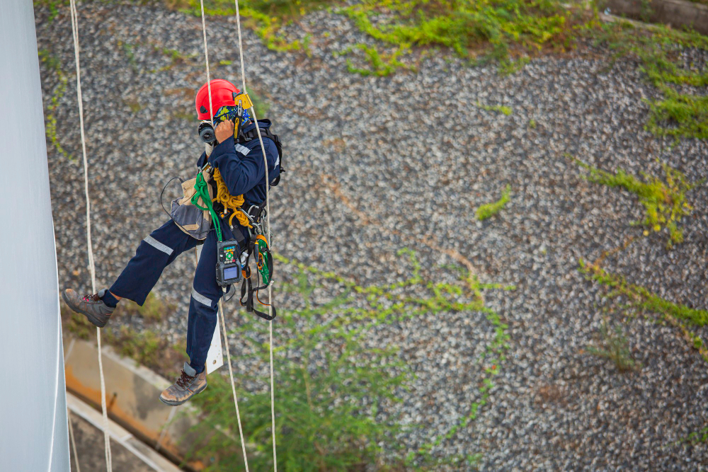  contratar serviço de alpinismo industrial